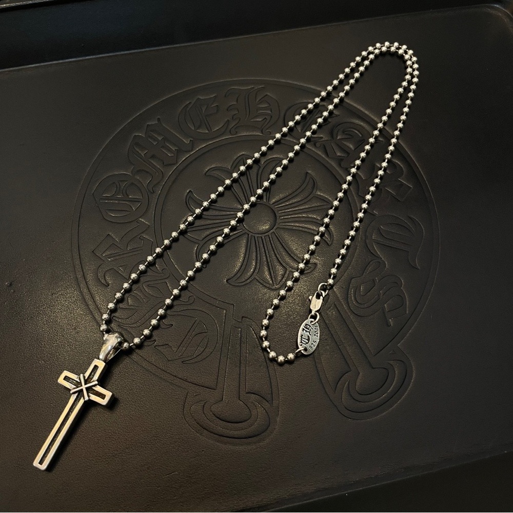 Vintage Round Bead Necklace Cross Pendant